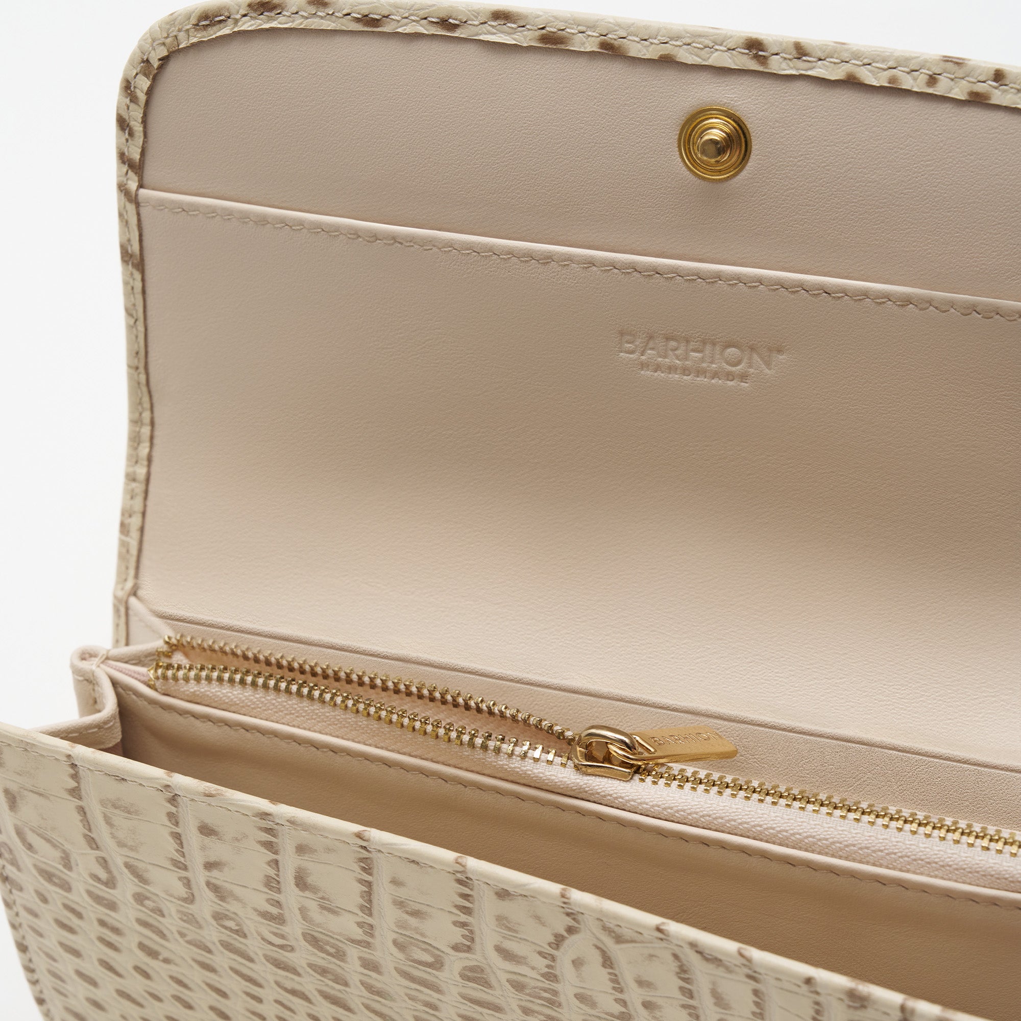 Women's Calf Leather Crocodile Embossed Handmade Wallet W25026 27