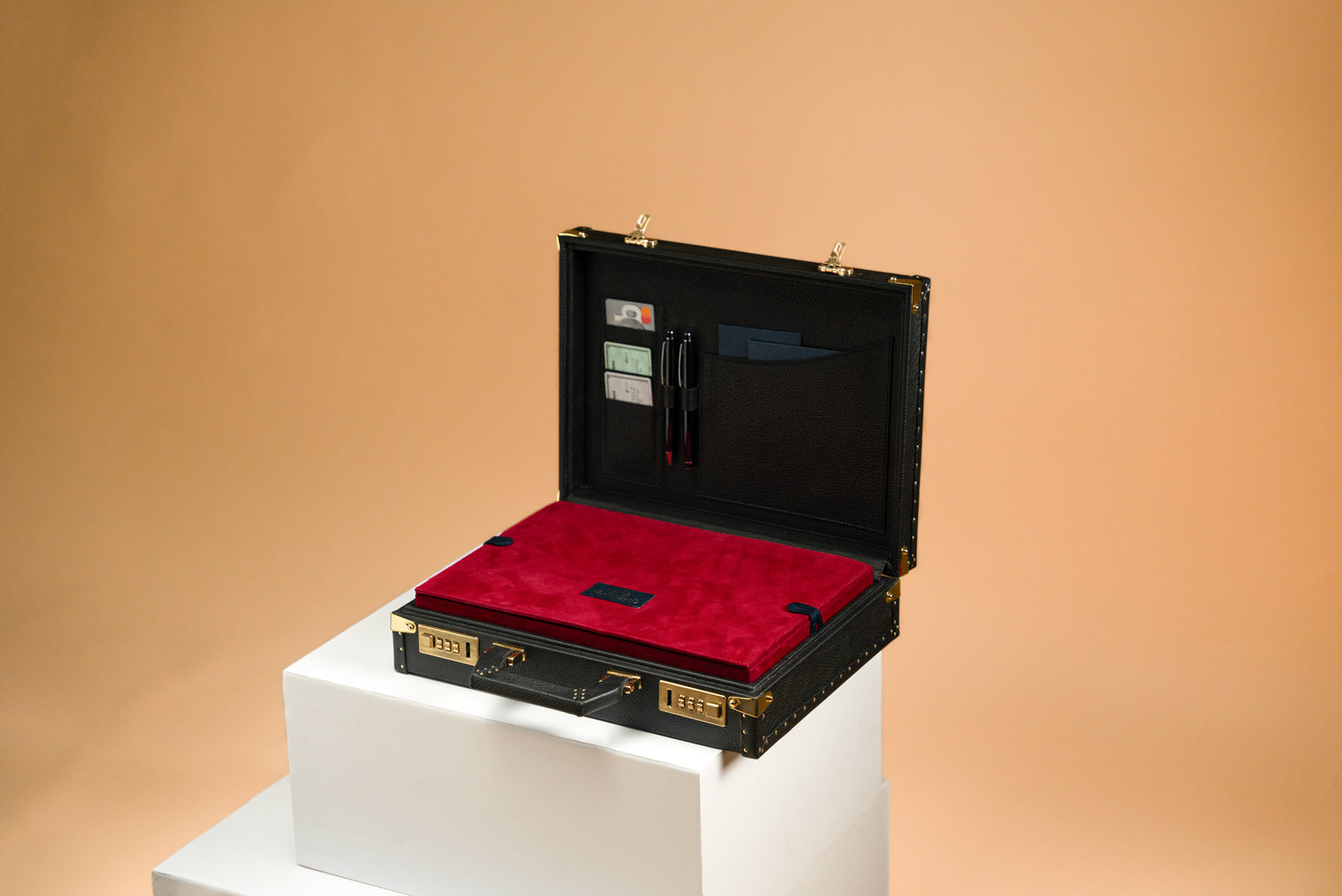 Barhion Artos Watch Case - Master Edition Togo Black