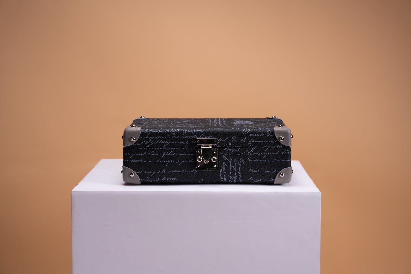 Barhion Maya Watch Case - Togo Parchment Dark Blue For 8 Watches