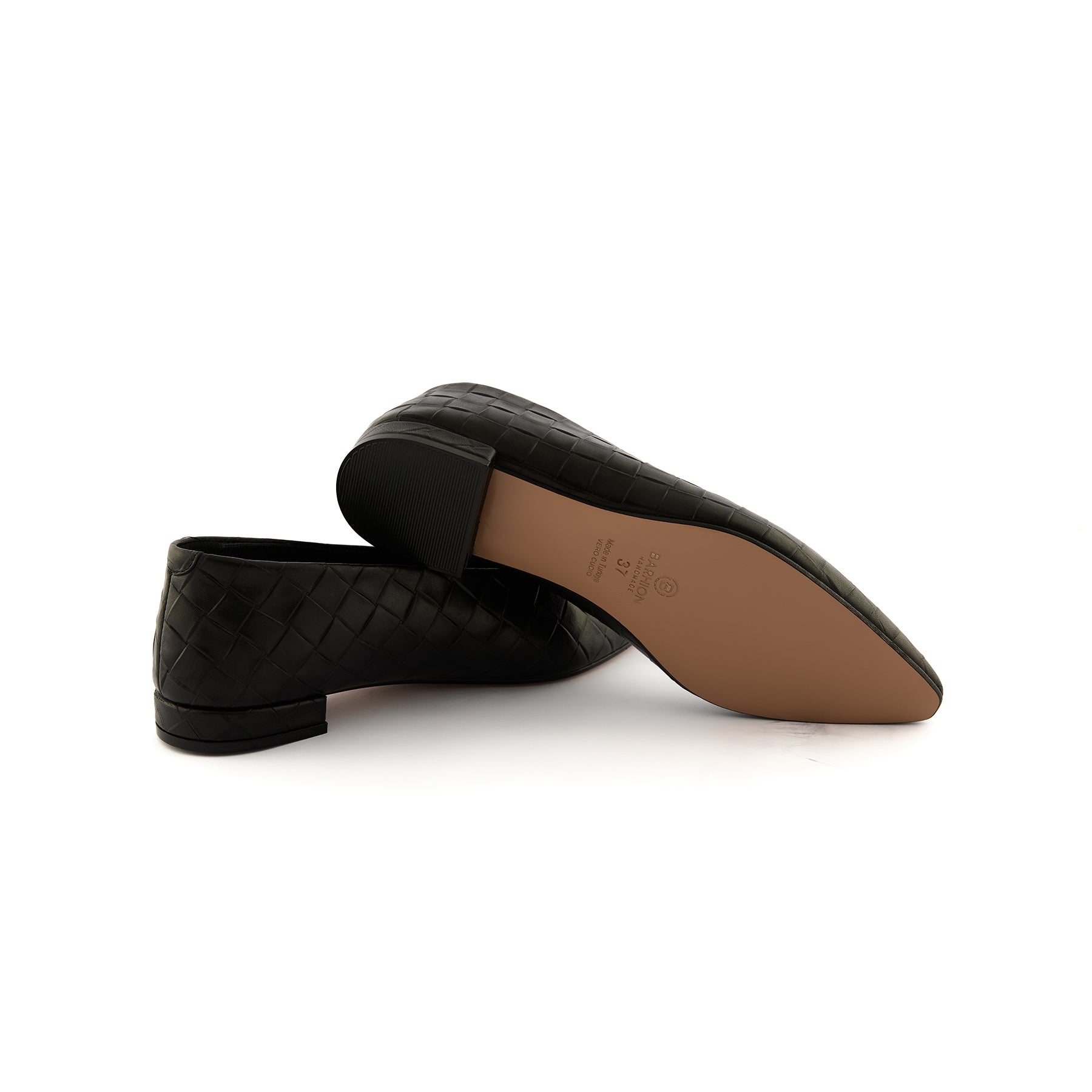 Women’s Black Round-Toe Handmade Calf Leather Flats W3011